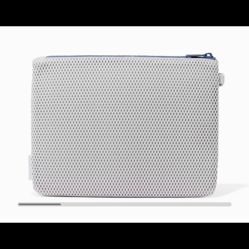 Dagne Dover Parker Mesh Pouch-Large (NWOT)